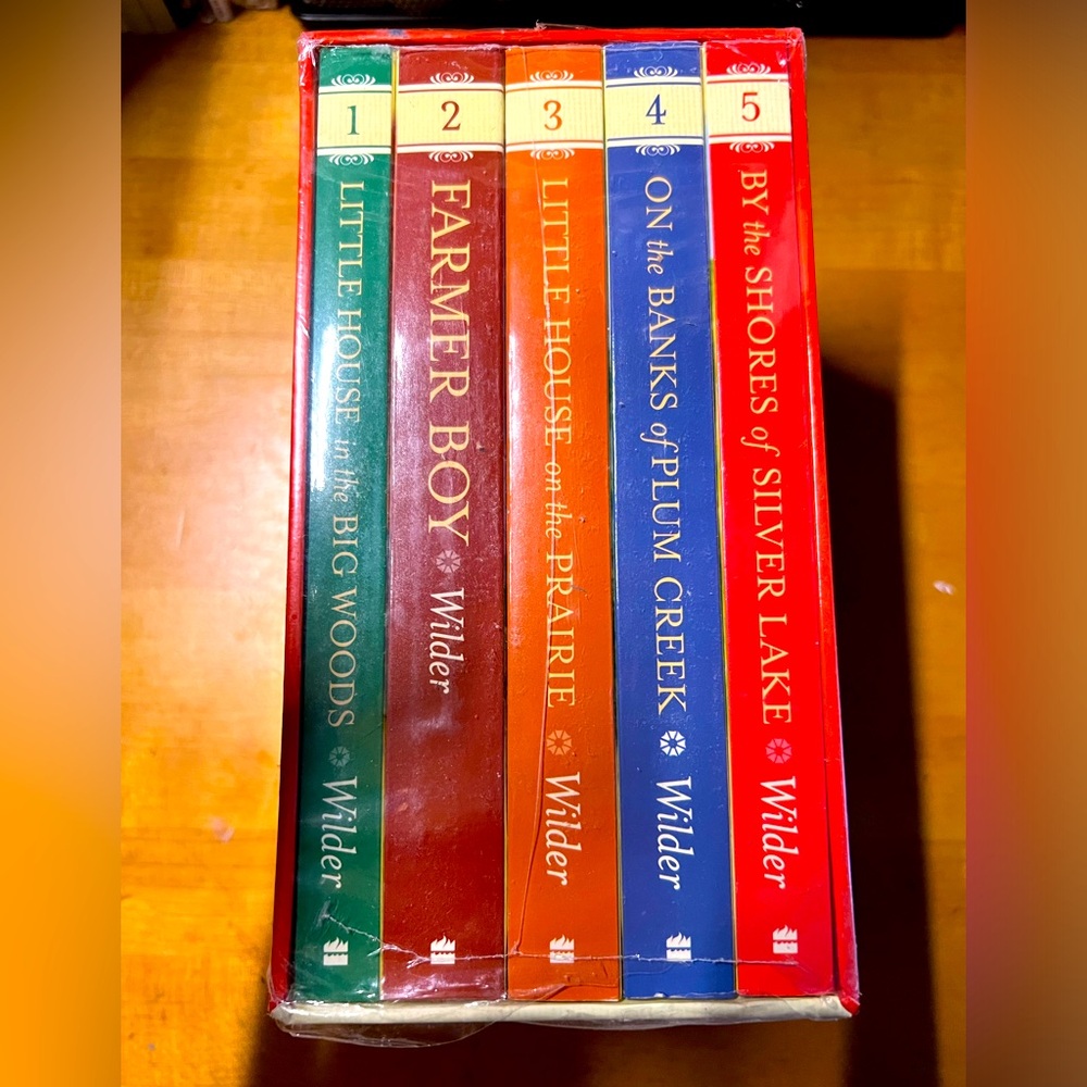 Little House 5 Volume Book Set LAURA INGALLS WILDER, NEW, SEALED